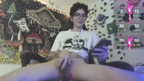 Snapshot of skiny_dann chatting on 05/18/26, 04:07 skiny_dann online show from 05/18/26, 04:07