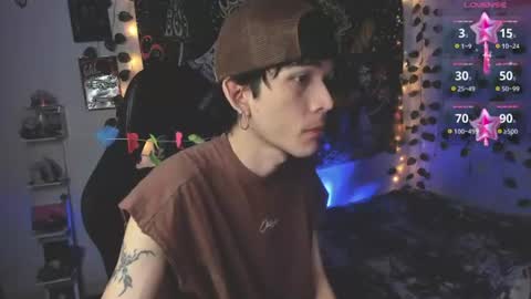Snapshot of skiny_dann chatting on 08/02/26, 02:21 skiny_dann online show from 08/02/26, 02:21