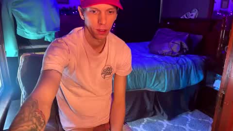 Snapshot of skittles933 chatting on 01/18/25, 04:21 Skittles online show from 01/18/25, 04:21