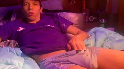 Snapshot of skittles933 chatting on 01/21/25, 09:57 Skittles online show from 01/21/25, 09:57