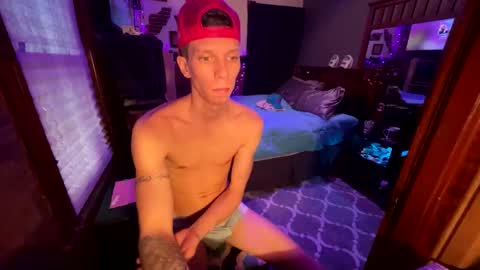 Snapshot of skittles933 chatting on 01/26/25, 03:58 Skittles online show from 01/26/25, 03:58