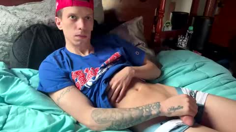 Snapshot of skittles933 chatting on 02/08/25, 05:39 Skittles online show from 02/08/25, 05:39