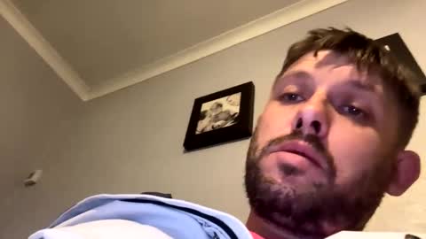 skuzzy25 online show from 06/03/26, 10:48