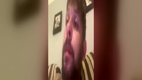 Snapshot of skuzzy25 chatting on 06/26/26, 12:48 skuzzy25 online show from 06/26/26, 12:48