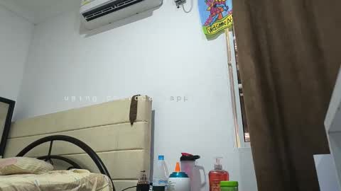 Snapshot of sky_dancer chatting on 03/26/26, 02:44 Reuben online show from 03/26/26, 02:44