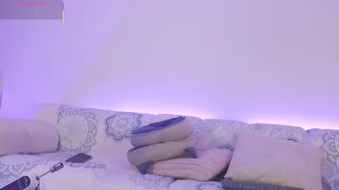 Snapshot of sky_dkt chatting on 02/13/26, 12:50 Sky online show from 02/13/26, 12:50