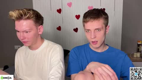 Snapshot of sky_hunter chatting on 02/18/26, 06:04 sky_hunter online show from 02/18/26, 06:04