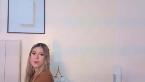 sky_johnson_ online show from 11/15/25, 07:10