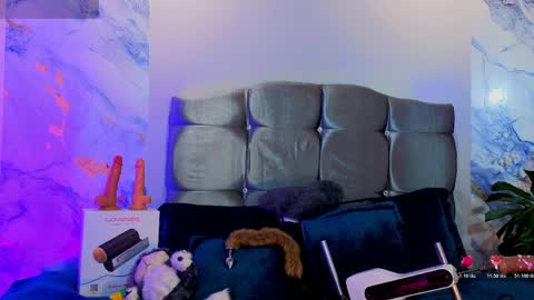 Snapshot of sky_jules chatting on 03/27/26, 10:20 Daniel online show from 03/27/26, 10:20