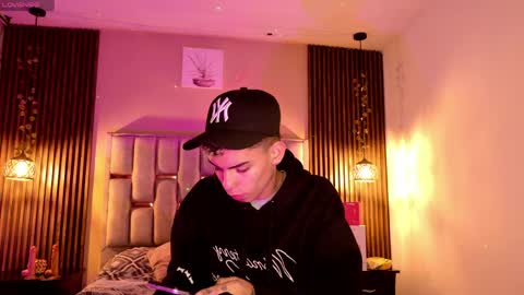 Snapshot of sky_jules chatting on 04/27/26, 12:47 Daniel online show from 04/27/26, 12:47