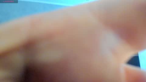 Snapshot of sky_kuper chatting on 09/17/25, 12:34 Sky online show from 09/17/25, 12:34