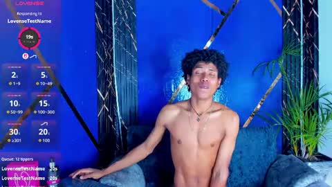 Snapshot of sky_walkerss chatting on 06/19/26, 06:12 sky_walkerss online show from 06/19/26, 06:12