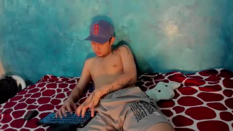 sky_wild online show from 12/19/25, 11:12