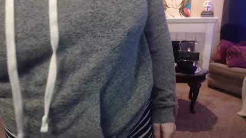 Snapshot of skyblu1 chatting on 02/23/25, 12:30 SKYLE online show from 02/23/25, 12:30