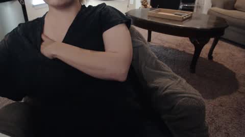 Snapshot of skyblu1 chatting on 09/23/25, 06:55 SKYLE online show from 09/23/25, 06:55