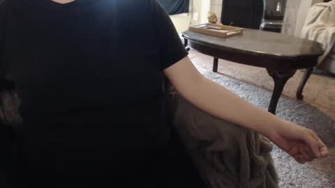 Snapshot of skyblu1 chatting on 10/08/25, 07:55 SKYLE online show from 10/08/25, 07:55