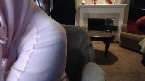 SKYLE   online show from 04/09/26, 10:26