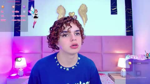 Snapshot of skyee_angel chatting on 02/22/26, 01:31 Angel online show from 02/22/26, 01:31