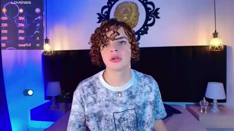 Snapshot of skyee_angel chatting on 03/17/26, 08:01 Angel online show from 03/17/26, 08:01