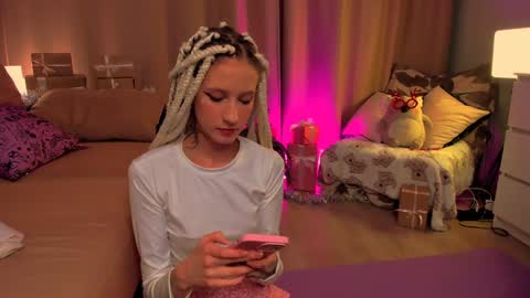    online show from 01/03/25, 05:20