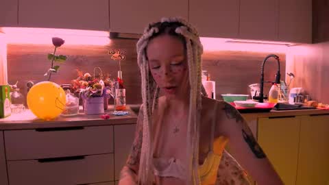    online show from 02/15/25, 03:09