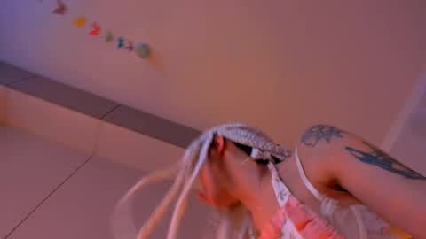    online show from 02/15/25, 06:12