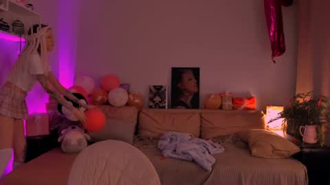    online show from 02/26/25, 01:11