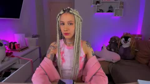    online show from 09/27/25, 04:17