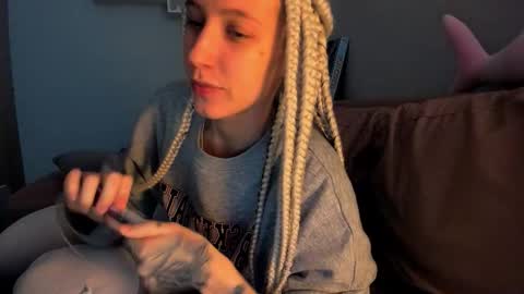    online show from 09/29/25, 05:34