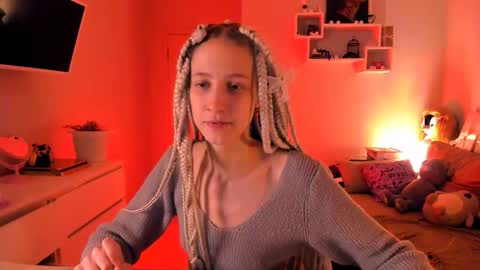    online show from 10/12/25, 11:59