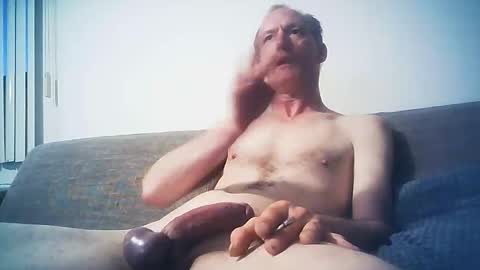 Snapshot of skylab78 chatting on 05/16/26, 03:03 MadOteC online show from 05/16/26, 03:03