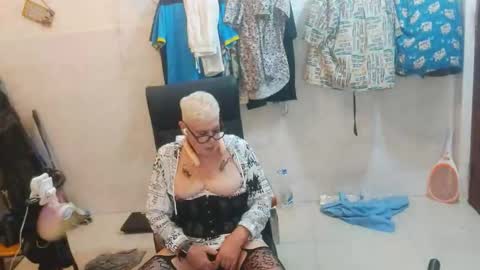 Snapshot of skylartgilf205565 chatting on 09/09/25, 02:27 skylartgilf205565 online show from 09/09/25, 02:27