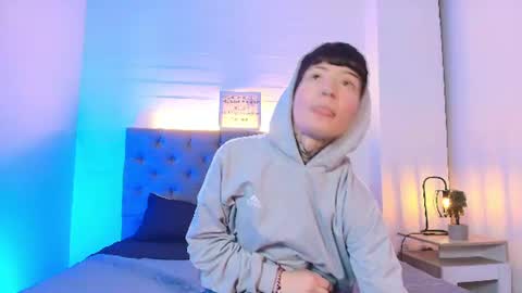 Snapshot of skylen_snow chatting on 06/29/26, 06:30 skylen_snow online show from 06/29/26, 06:30