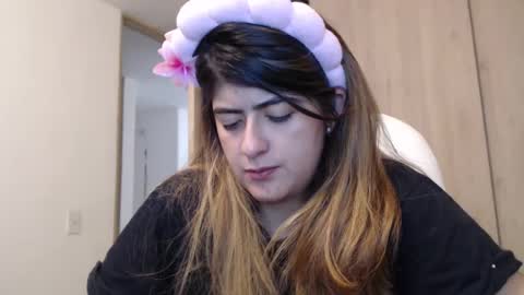 Skyler online show from 12/27/24, 01:00