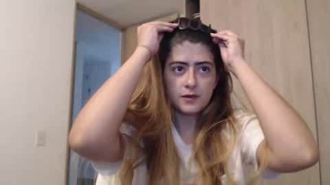 Skyler online show from 01/16/25, 03:02