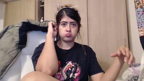 Skyler online show from 02/08/25, 02:26