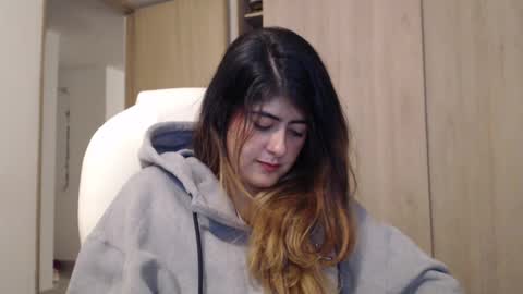 Skyler online show from 02/16/25, 01:36