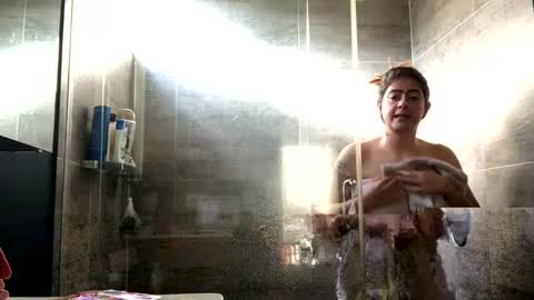 Skyler online show from 10/06/25, 09:34