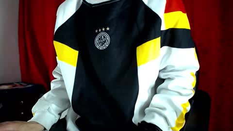 Skyler online show from 01/11/26, 11:43