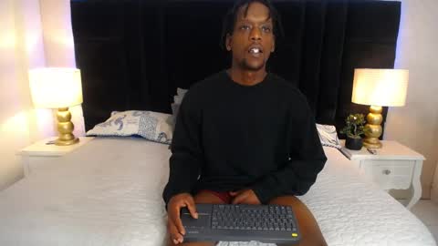 Snapshot of skylerbigxxx chatting on 06/04/26, 04:51 SKYLERBIGXXX online show from 06/04/26, 04:51