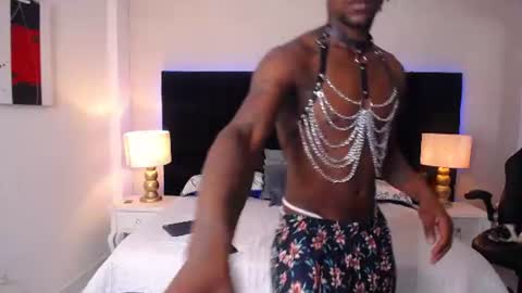 Snapshot of skylerbigxxx chatting on 06/09/26, 04:02 SKYLERBIGXXX online show from 06/09/26, 04:02