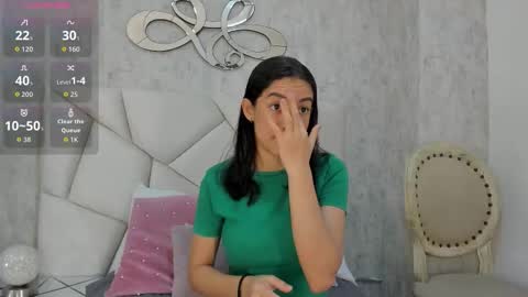 Skyler online show from 10/19/25, 07:47