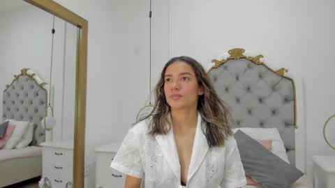 Snapshot of skylerwhite02 chatting on 05/31/26, 02:53 Skyler online show from 05/31/26, 02:53