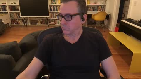 Skyline3371 online show from 12/18/24, 07:36