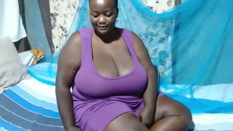 sheliah online show from 11/18/25, 03:56