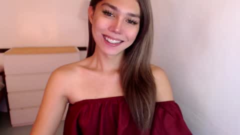 Snapshot of skyllerkent chatting on 12/02/25, 02:28 Sky online show from 12/02/25, 02:28