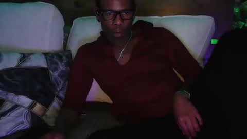 Snapshot of skyonetoo3 chatting on 02/21/25, 08:51 skyonetoo3 online show from 02/21/25, 08:51