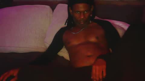 Snapshot of skyonetoo3 chatting on 09/12/25, 02:39 skyonetoo3 online show from 09/12/25, 02:39