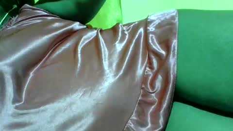 skyra1 online show from 01/10/25, 02:25