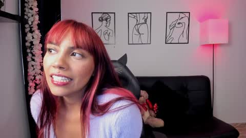 Snapshot of skyssoul chatting on 02/05/25, 08:35 cielo     online show from 02/05/25, 08:35